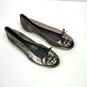 Stuart Weitzman Ballet Flats Metallic Leather Lace Up Details size 8,5